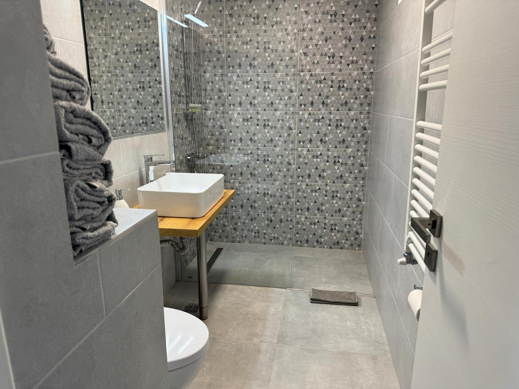 Lahuzur - Casa De Vacanta - Therme Balotesti & Aeroport Otopeni Săftica Extérieur photo